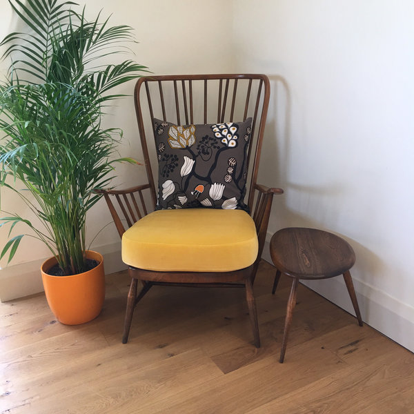 Ercol High Back Windsor Armchair Vinterior