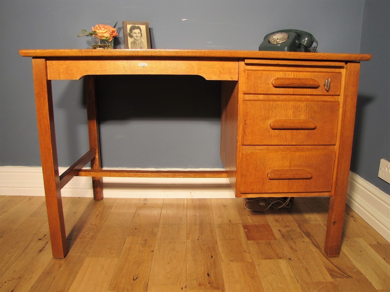 Vintage Industrial Oak Single Pedestal School Teacher's ...