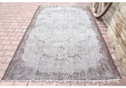 5.7x8.8, Faded Gray Distressed Vintage Area Rug, Neutral Grey Turkish Rug, Oushak Rug, Brown, Wool Rug, Home Decor, Floral, Farmhouse Decor