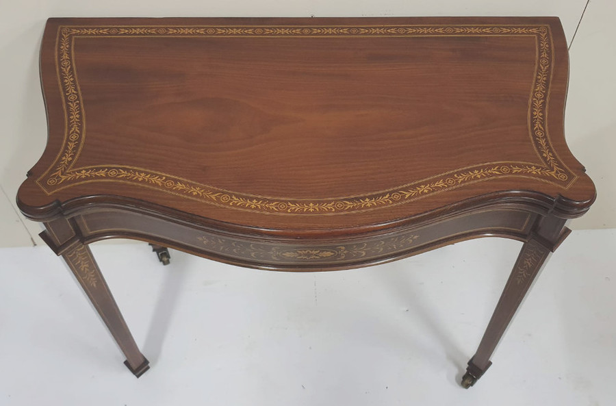Antique Tables | Edwardian Walnut Turnover Leaf Card Table | Vinterior