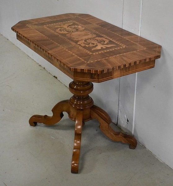 Inlaid Gueridon Table, In Walnut And Light Wood   2nd Part Of The 19th Century photo for sale