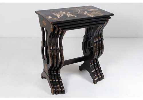 Chinoiserie Black Lacquered Nest Of 4 Tables Occasional Tables – 19th Century