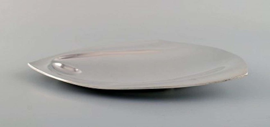 Tapio Wirkkala, Hopeakeskus, Tavastehus, Finland, Modernist Bowl In Silver photo furniture
