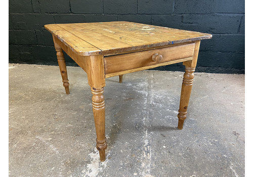 Colourful Victorian Farmhouse Pine Table