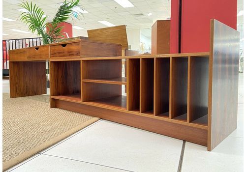Stunning Retro Rosewood Extending Record Cabinet   Vintage Danish Veneer Hifi