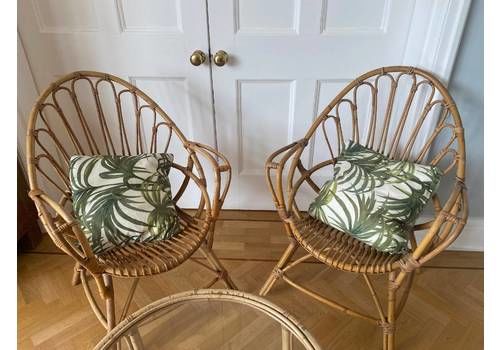 Beautiful Pair Bamboo Cane Rattan Lounge Chairs Hollywood Regency