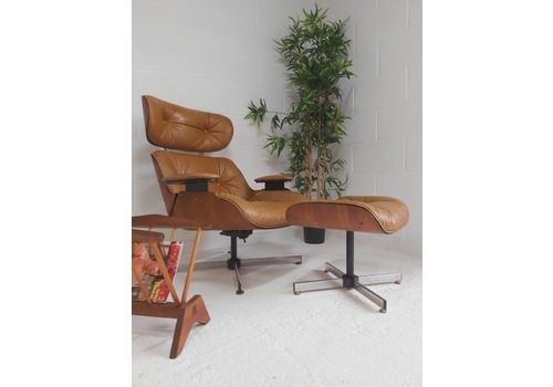 Mid Century 1960's Plycraft Lounge Chair And Footstool