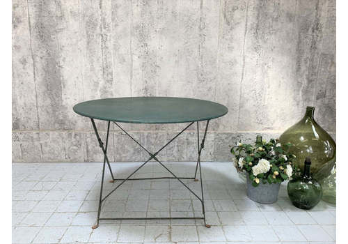 Green Metal Circular Folding Garden Table