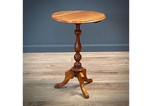 Attractive Antique Victorian Small Satin Birch Pedestal Circular Occasional Table