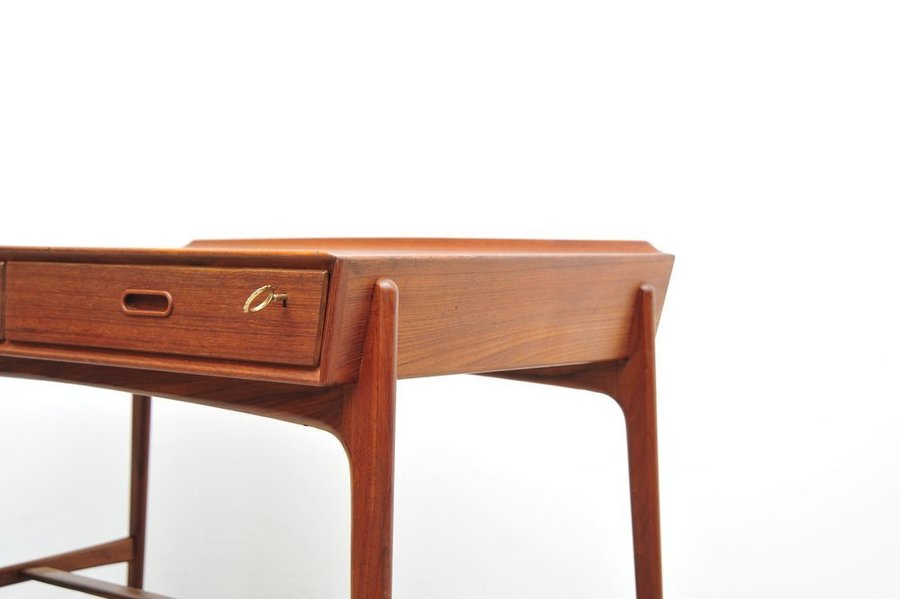 Model 200 Teak Desk By Svend åge Madsen For Sigurd Hansens, 1960s photo furniture