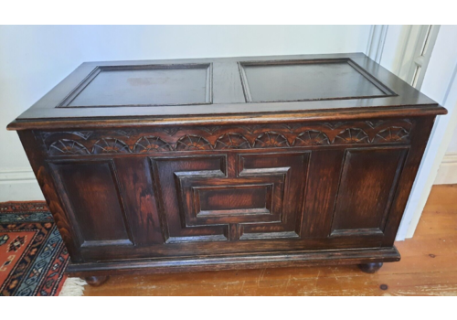 Solid Oak Old Charm Style Blanket Chest , Coffer