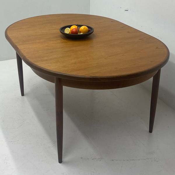 G Plan Oval Dining Table, Mid 20th Century G Plan Vinterior