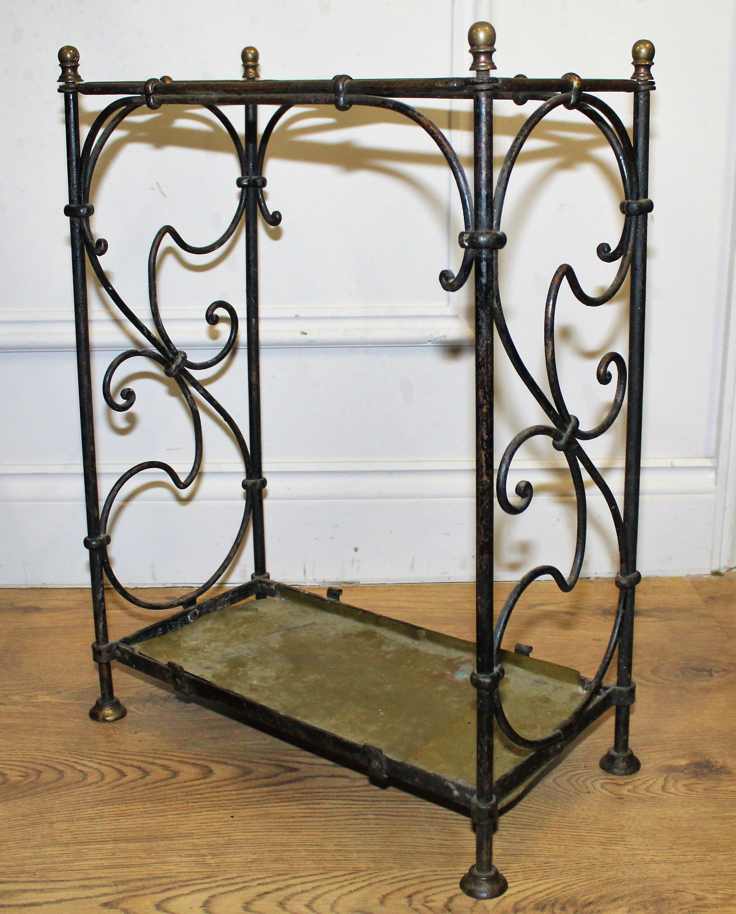 Vintage Umbrella Stand | Retro Umbrella 