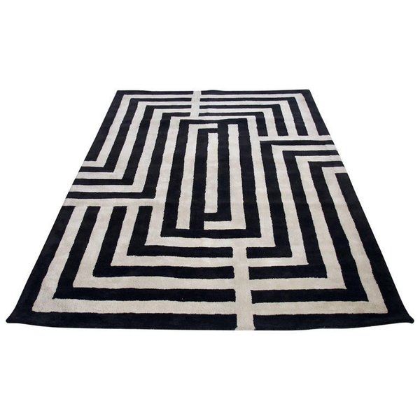 Contemporary Black And White Rug With Geometric Pattern Vinterior