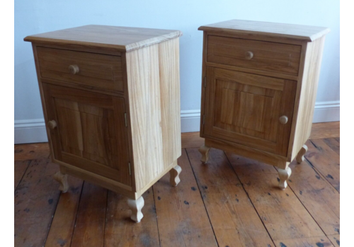 Superb Matching Pair Refurbished Gorgeous Tulip Wood Bedside Cabinets Side Table