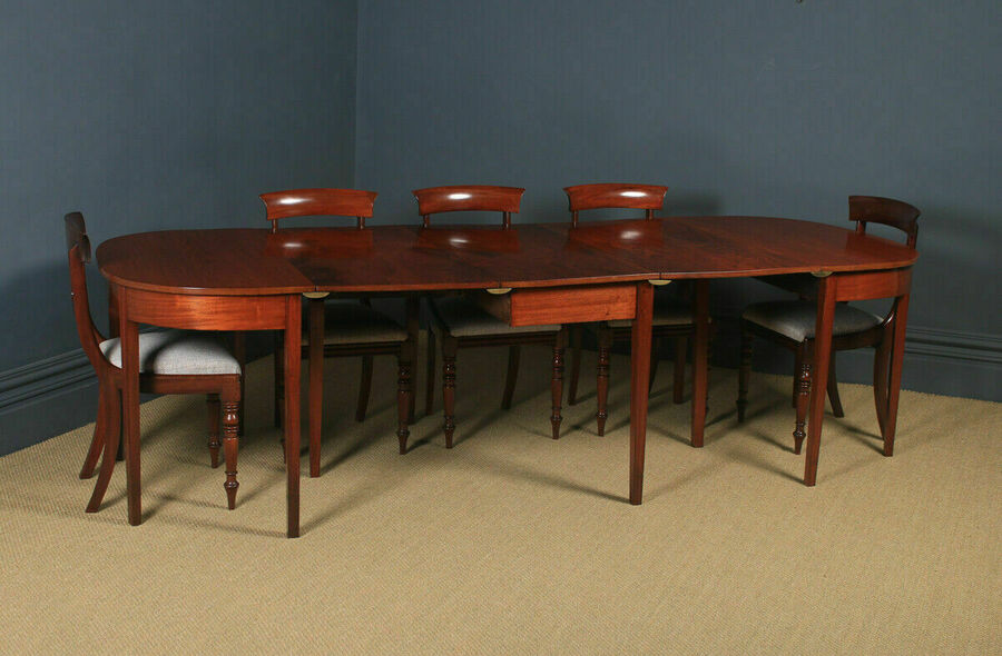 Antique English Georgian Flame Mahogany Extendable 'D' End Dining